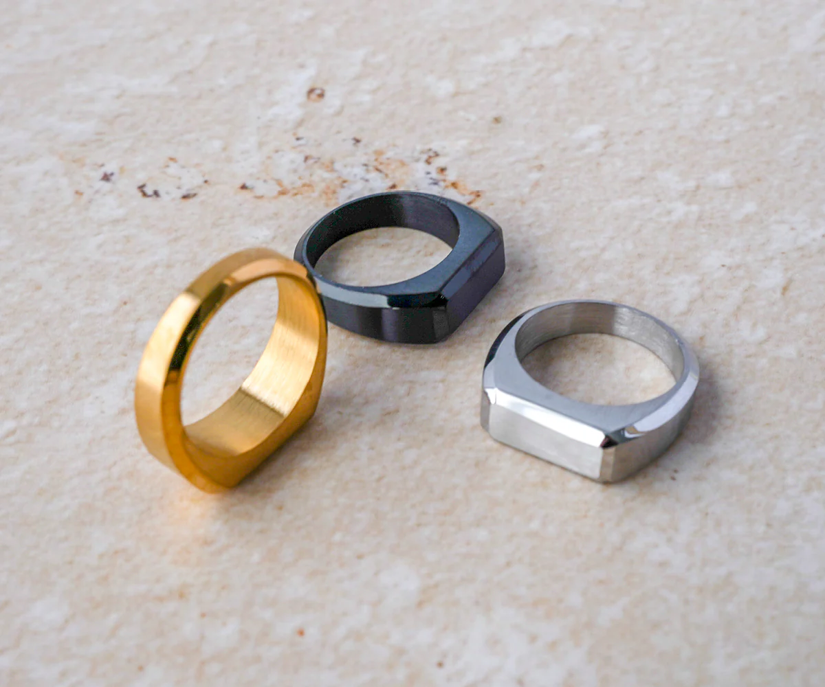 Engravd Gold Ring - Personalised Initials - Image 8