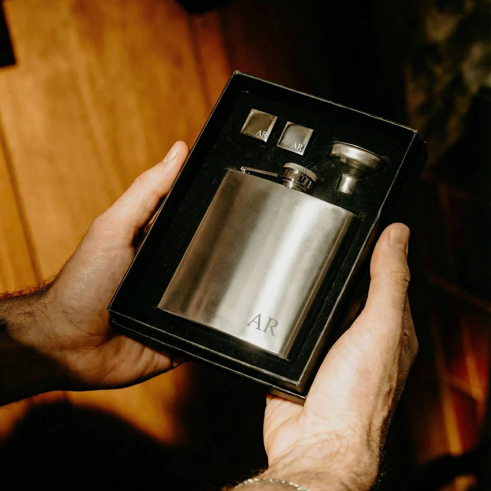 Engravd Hip Flask and Cuff Link Set - Image 8