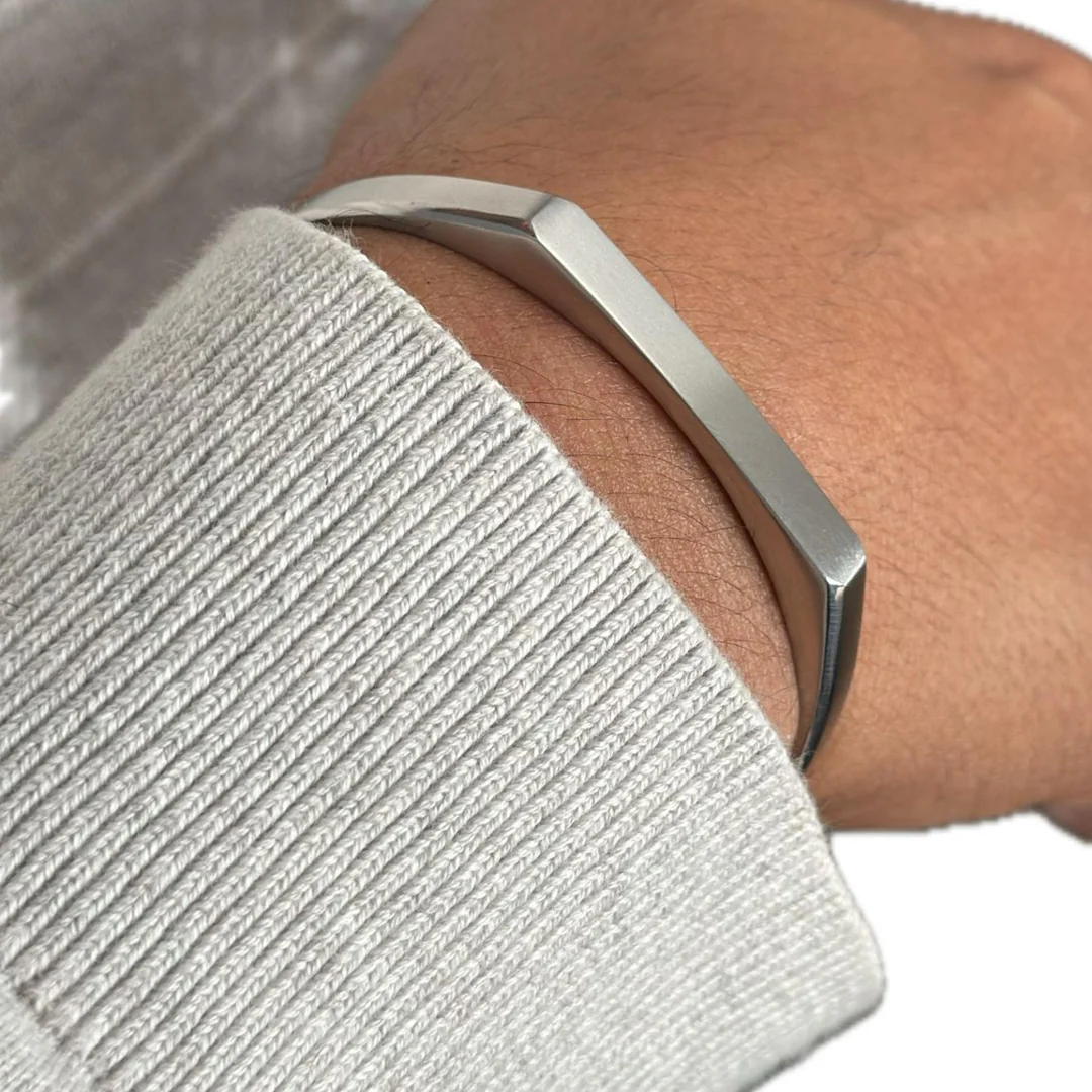 Silver Engravd Signet Cuff - Initials - Image 4